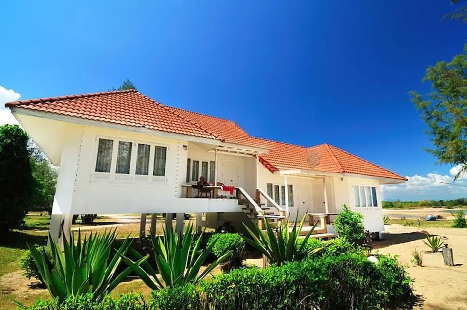 Koh Talu Island Resort