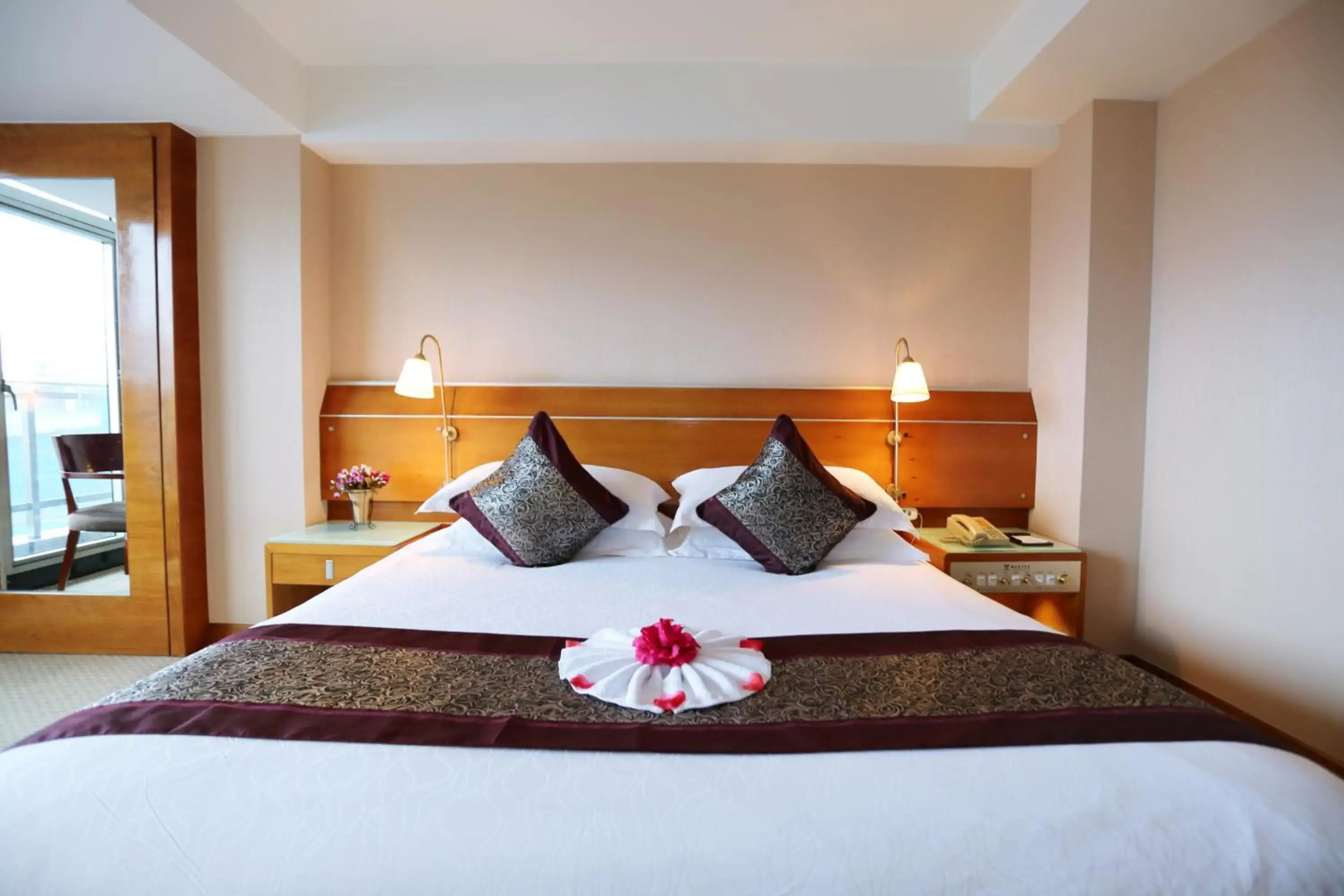 Yihe Hotel Ouzhuang