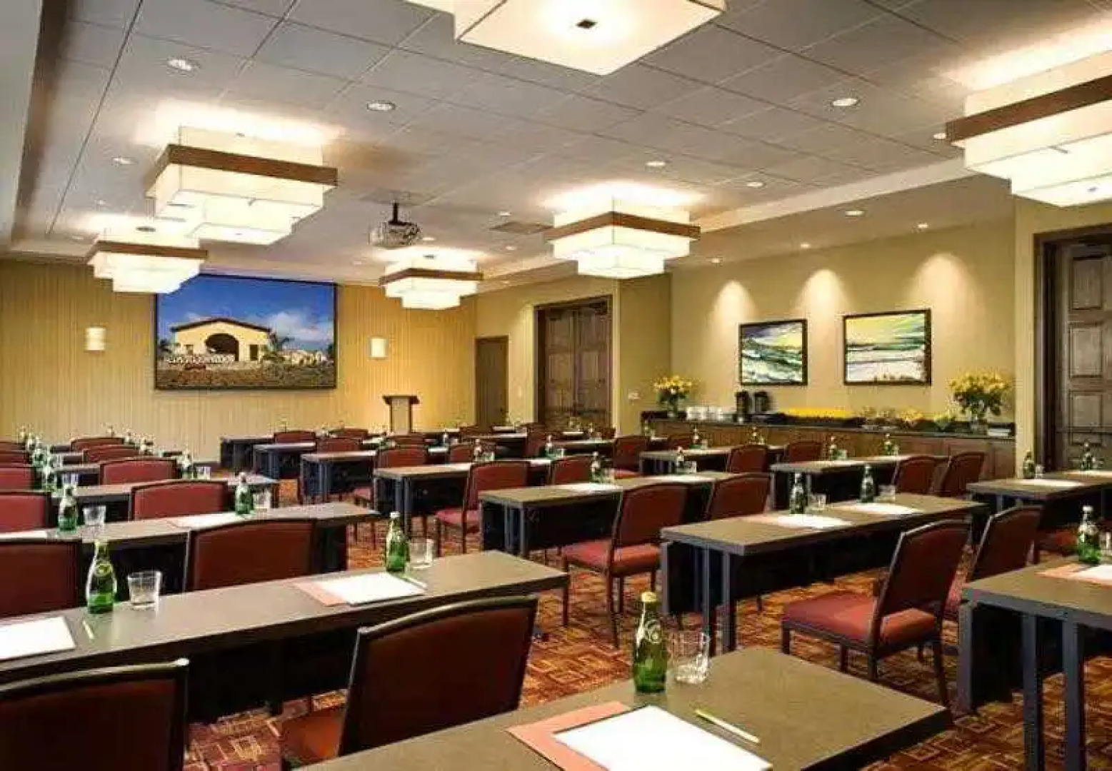 Courtyard Santa Barbara Goleta