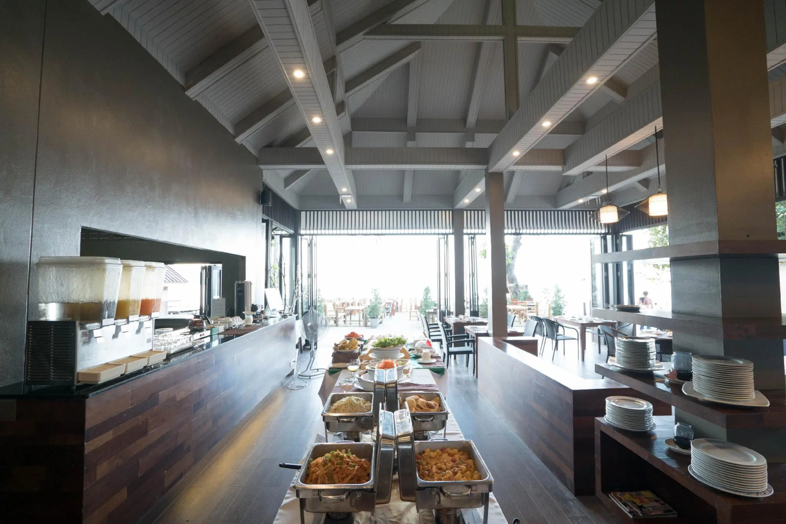 Tonsai Bay Resort