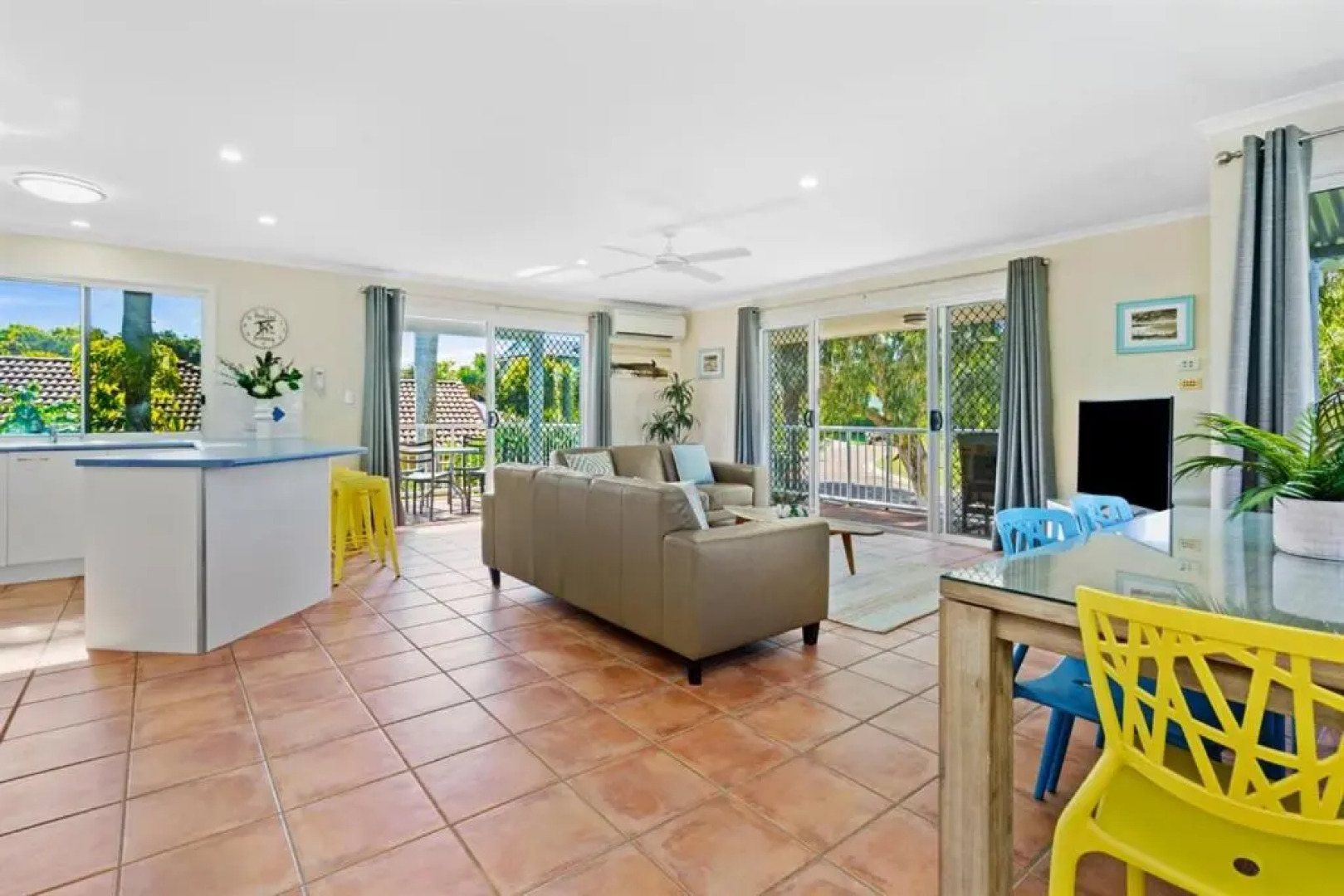 Peace within the palms, Castaways Beach