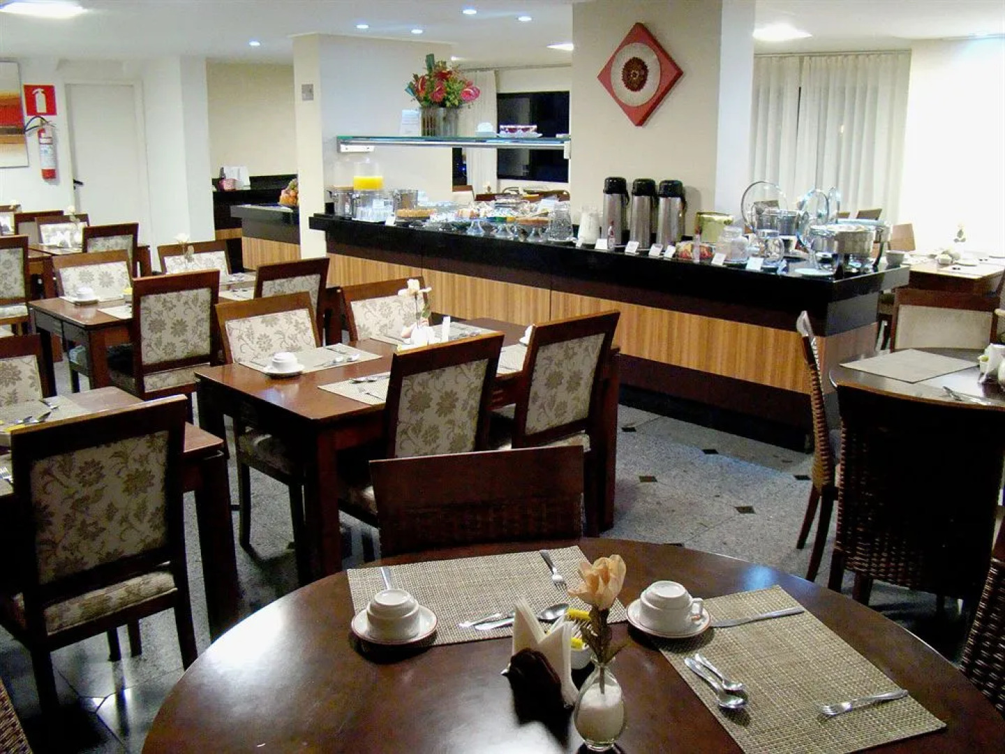 Bristol Golden Plaza Hotel