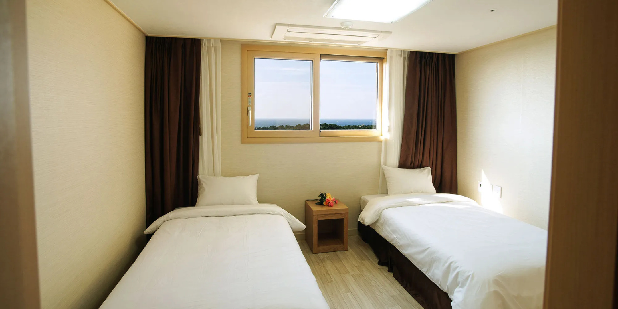 Hongik Jeju Hotel