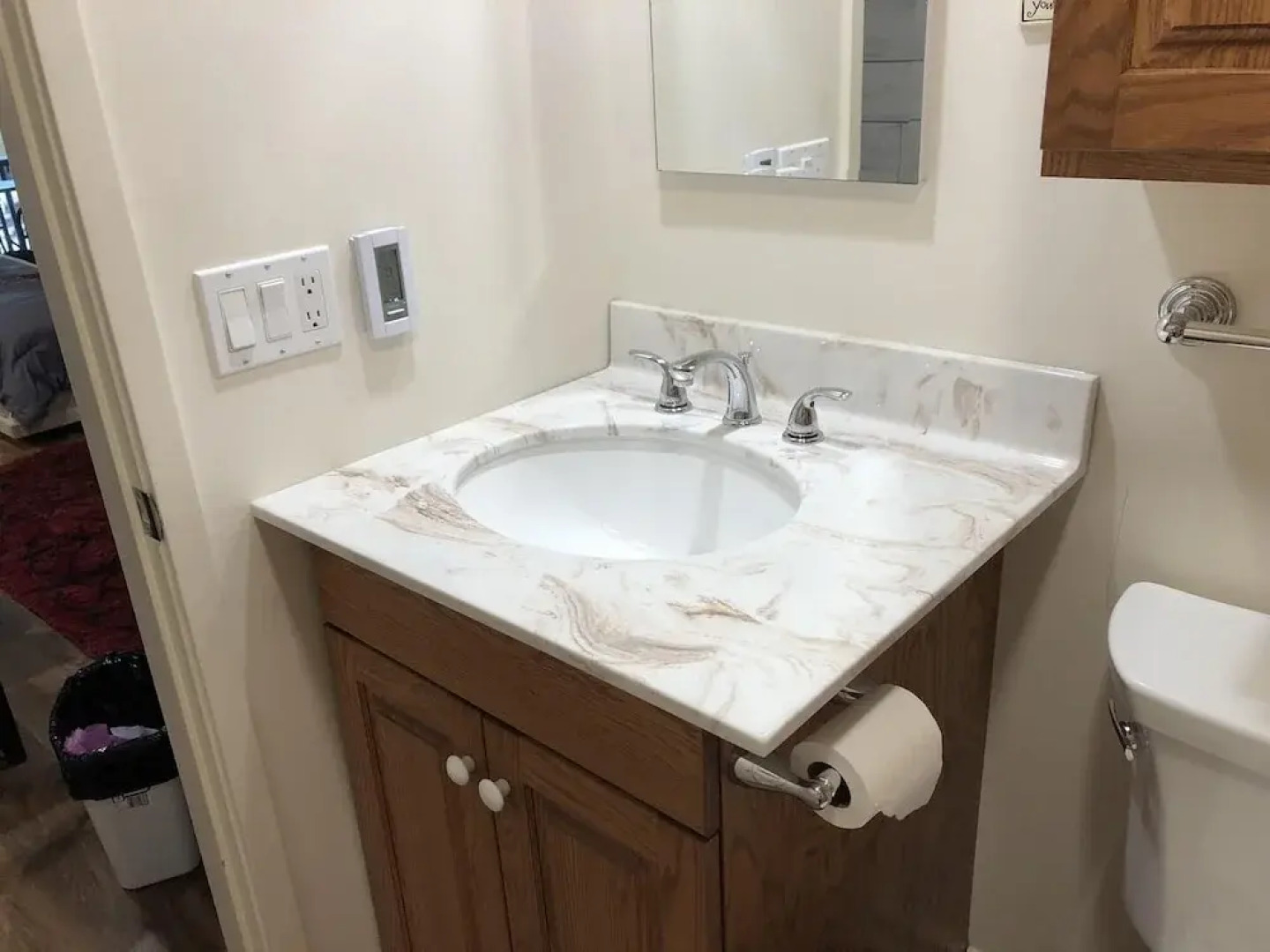 Beechover 2 Studio Bedroom Condo by Redawning