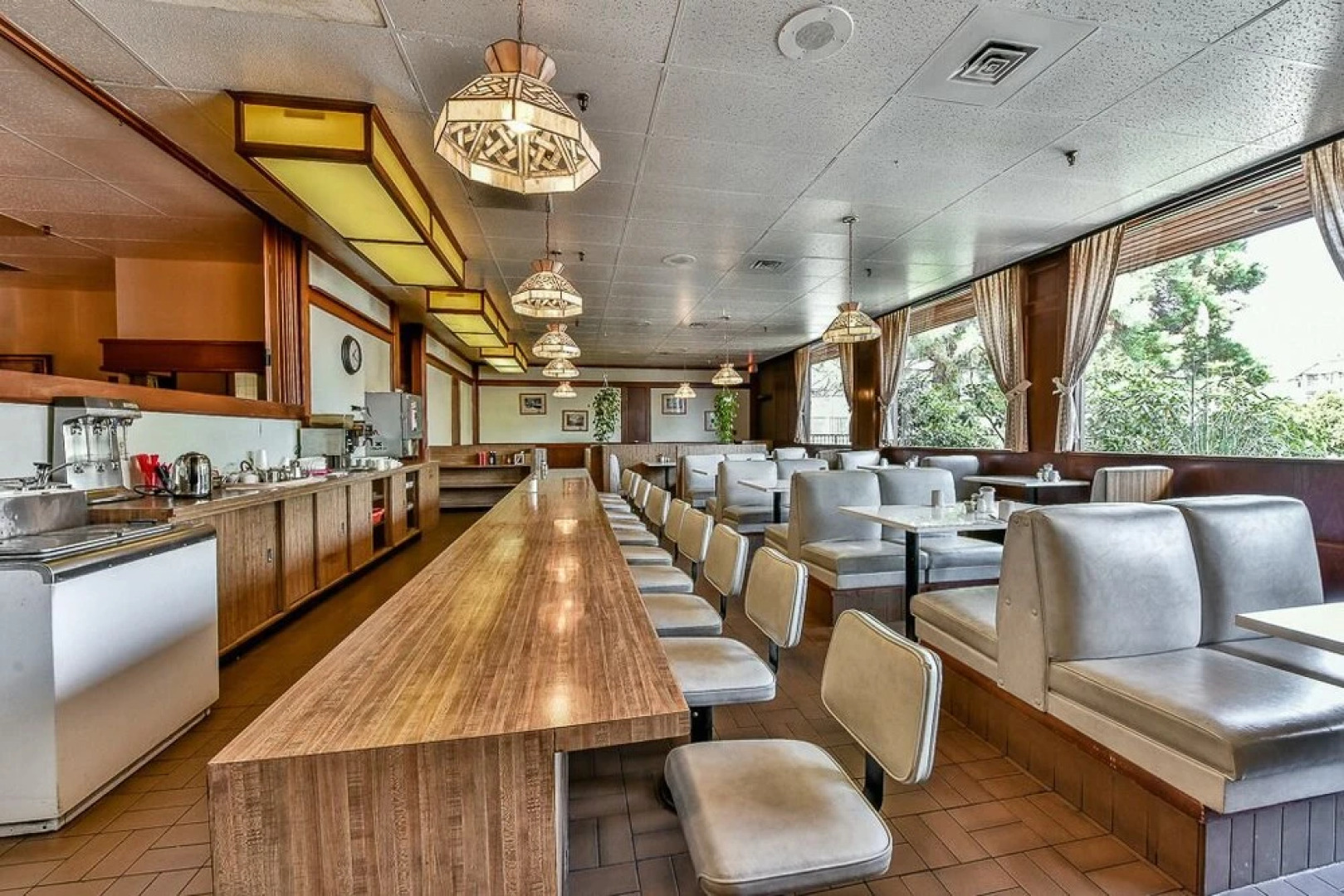 The West Country Hotel