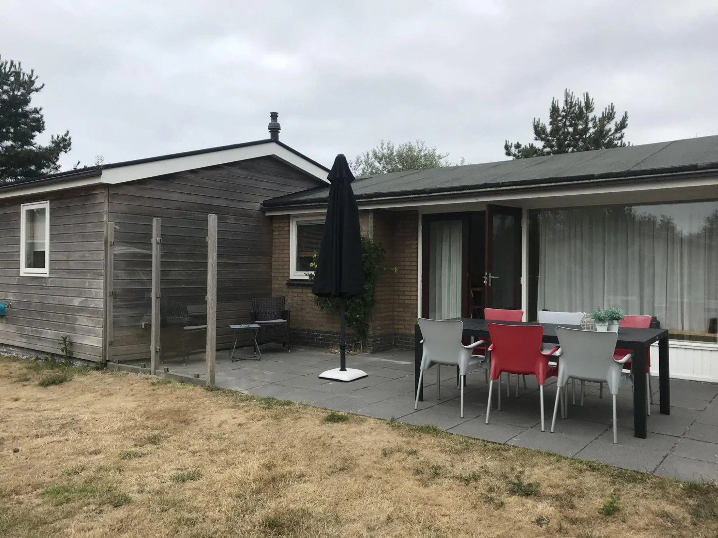 Holiday Home With Private Garden by the sea