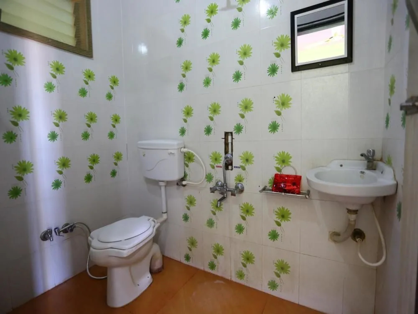 OYO Rooms Railway Station Somnath 1