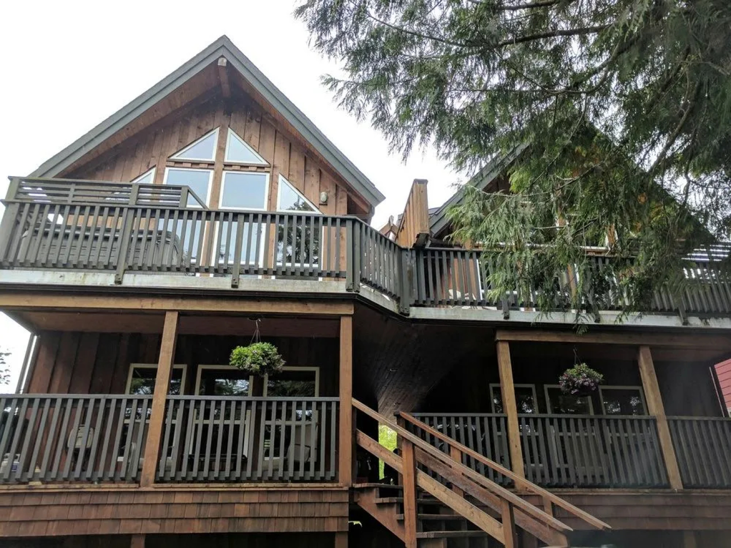 Wild Pacific Waterfront Cabins