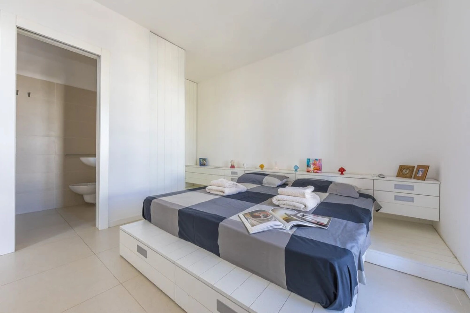 The Orange 22 Sweet Home