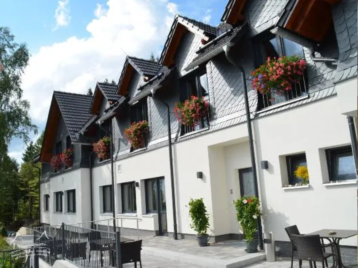 Triniushütte Hotel & Ferienwohnung "Thüringens schönste Aussicht"