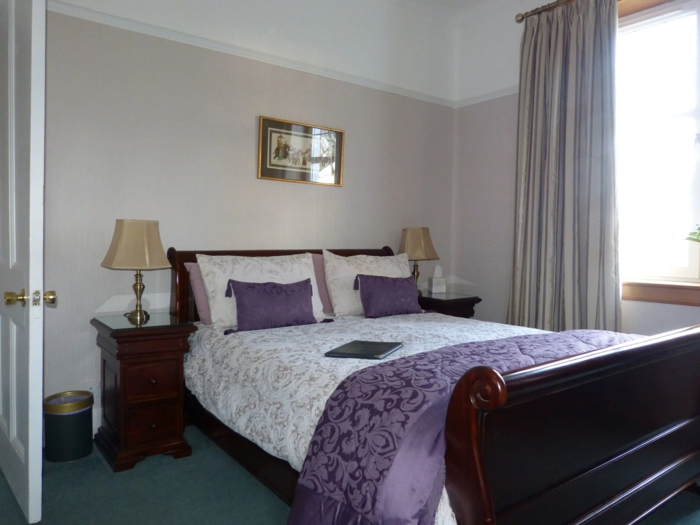 Pinewood Country House