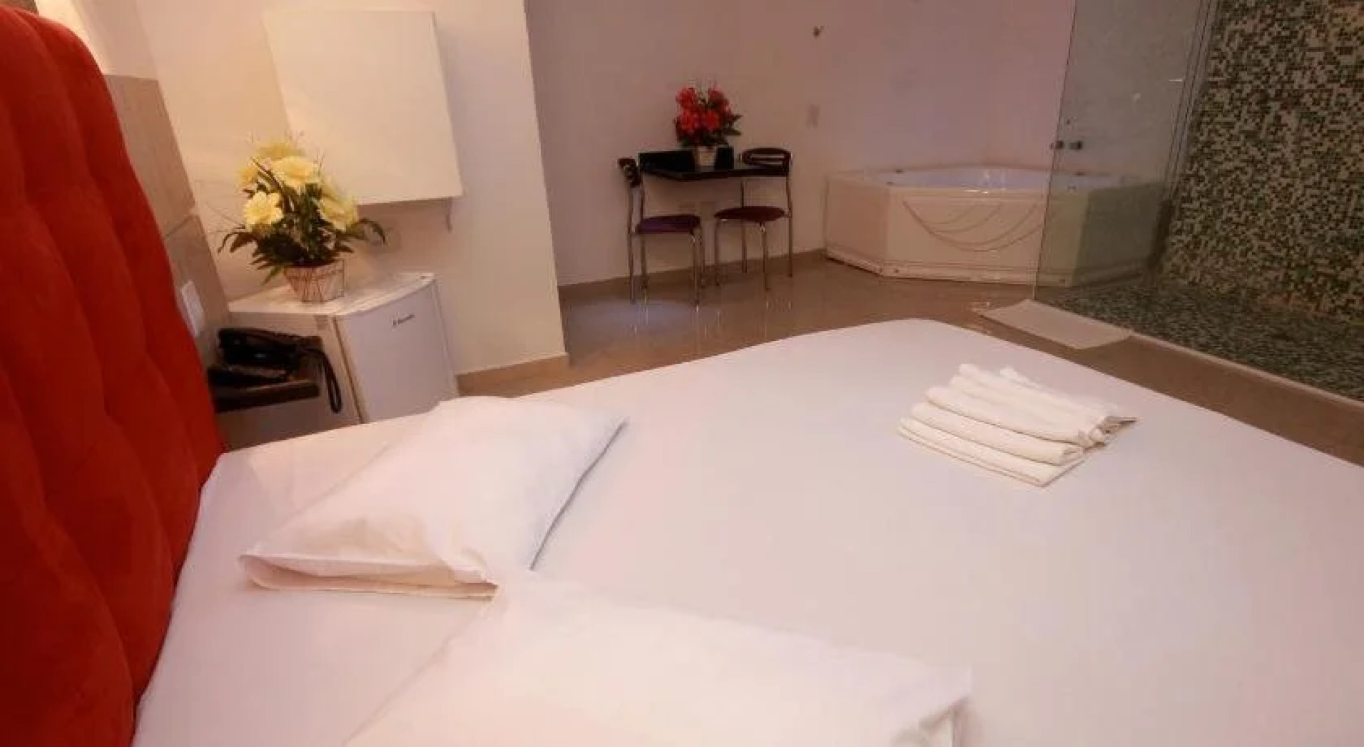 I9 Motel (Только для взрослых)