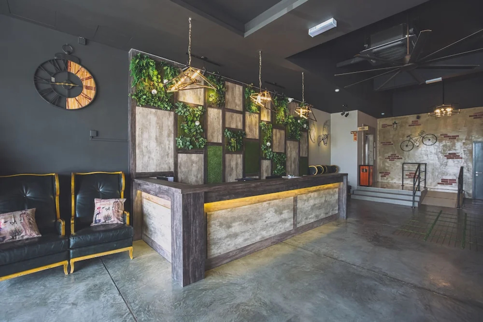 V3 Hotel & Residence Seri Alam