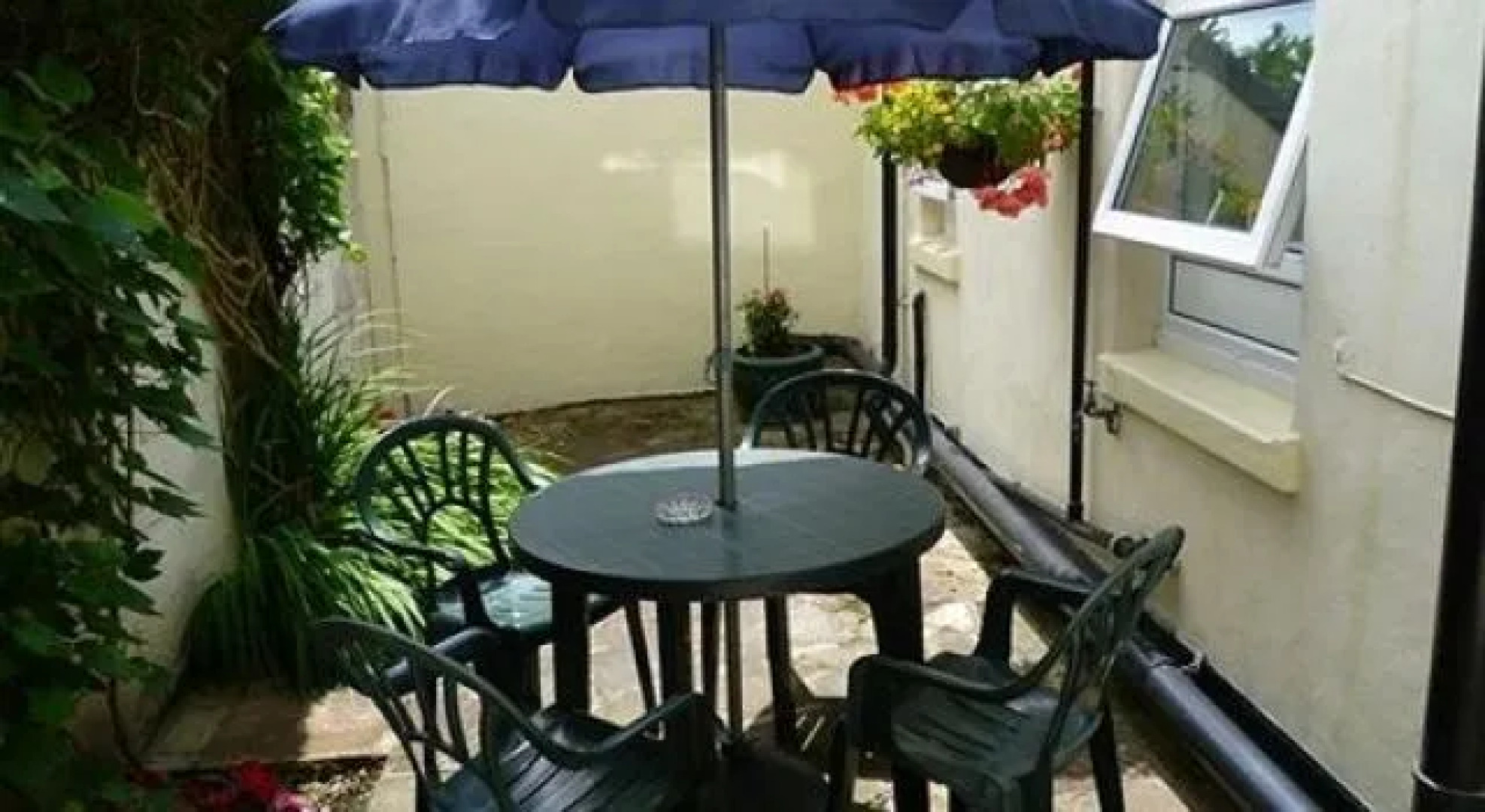 Sandy Bay Guest House