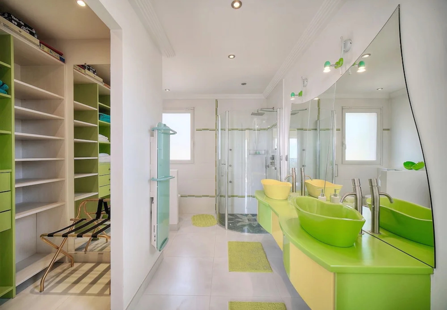 HAVRE DE PAIX" 5 étoiles Prestige jacuzzi, hammam, sauna, PISCINE chauffée Mougins Cannes Grasse