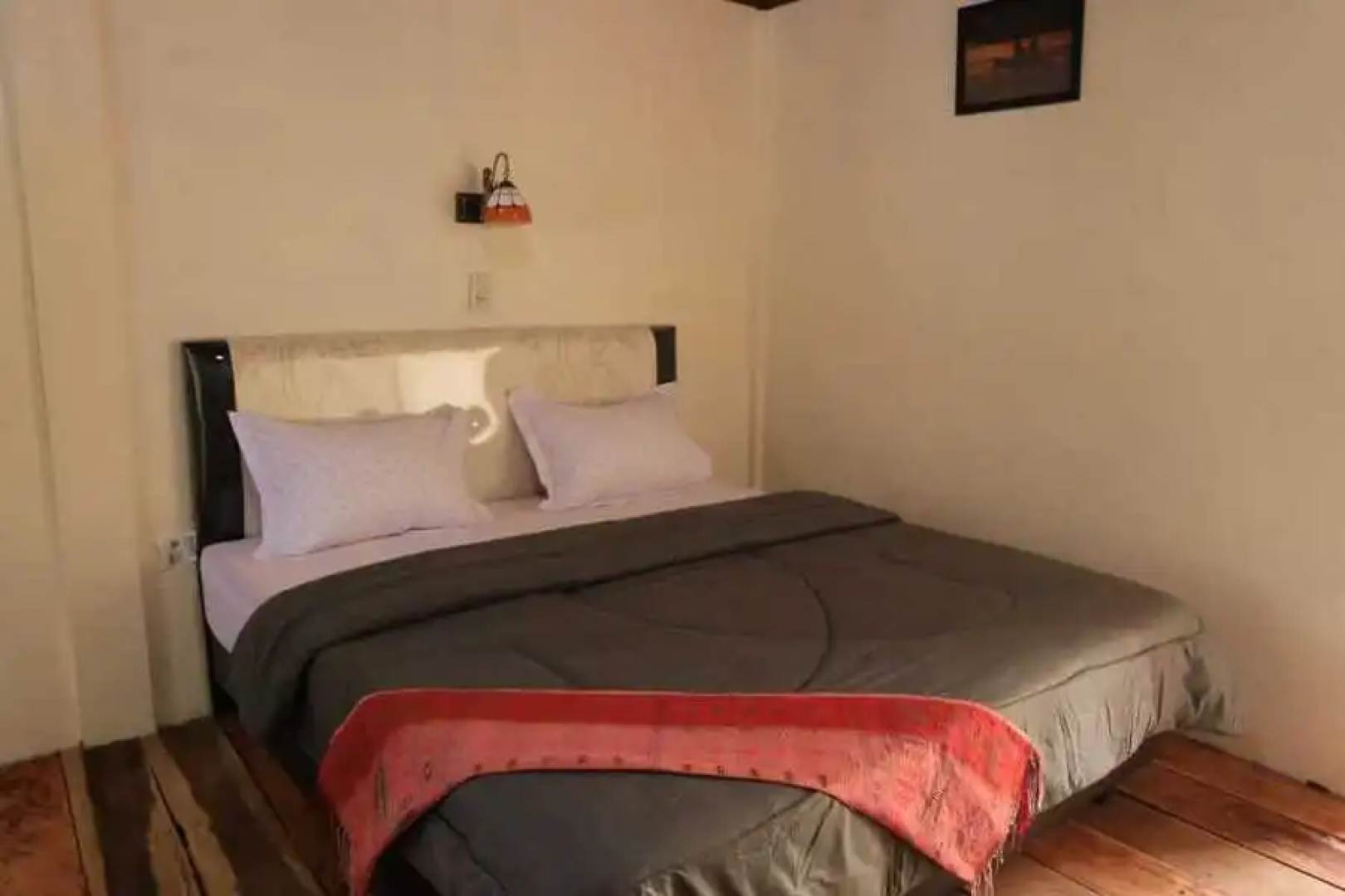 Laster Jony's Guesthouse Samosir RedPartner