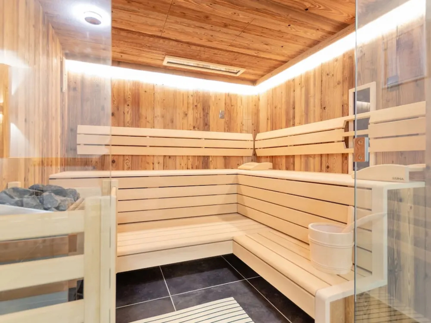 Luxurious Tauernlodge With Private Wellness Sauna