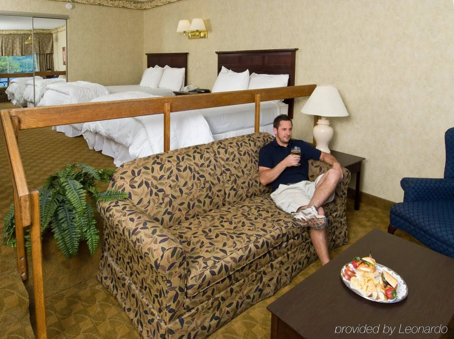 The Georgian Lakeside Resort