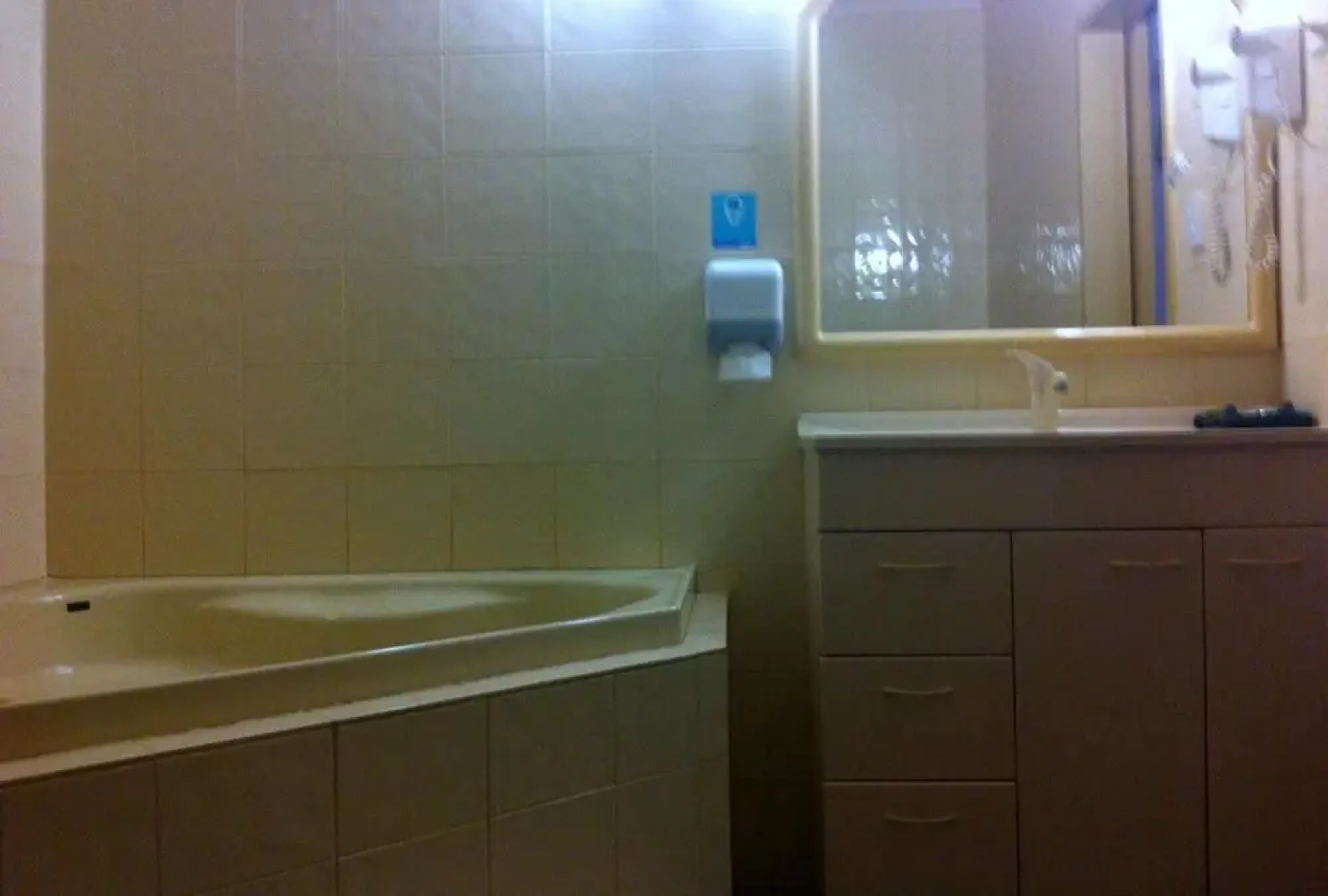 Westland Hotel Motel