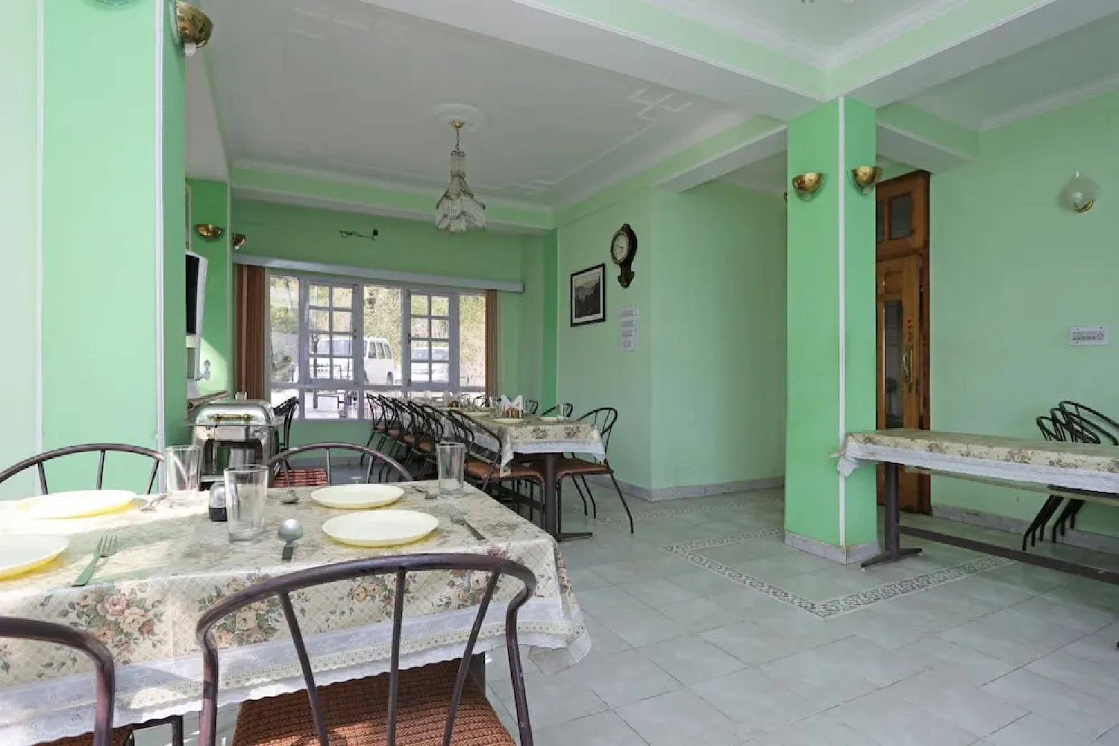 OYO 4479 Hotel Rock Heaven