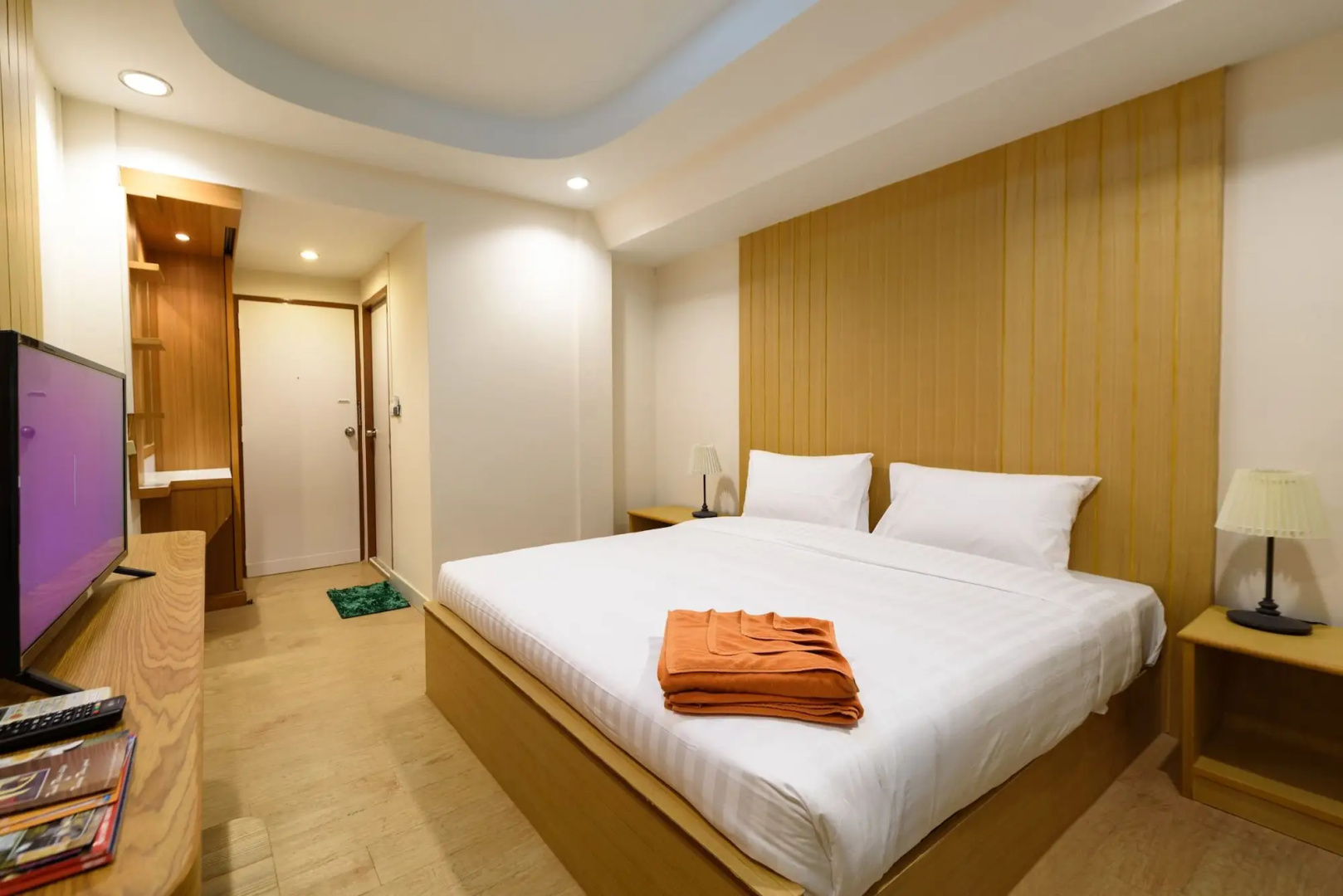 P72 Hotel Walking Street Pattaya