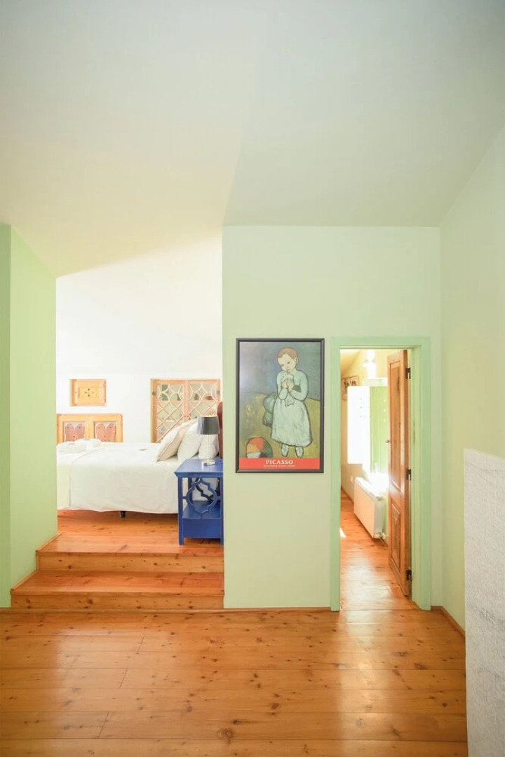 Local 9 - Casa do chapim azul