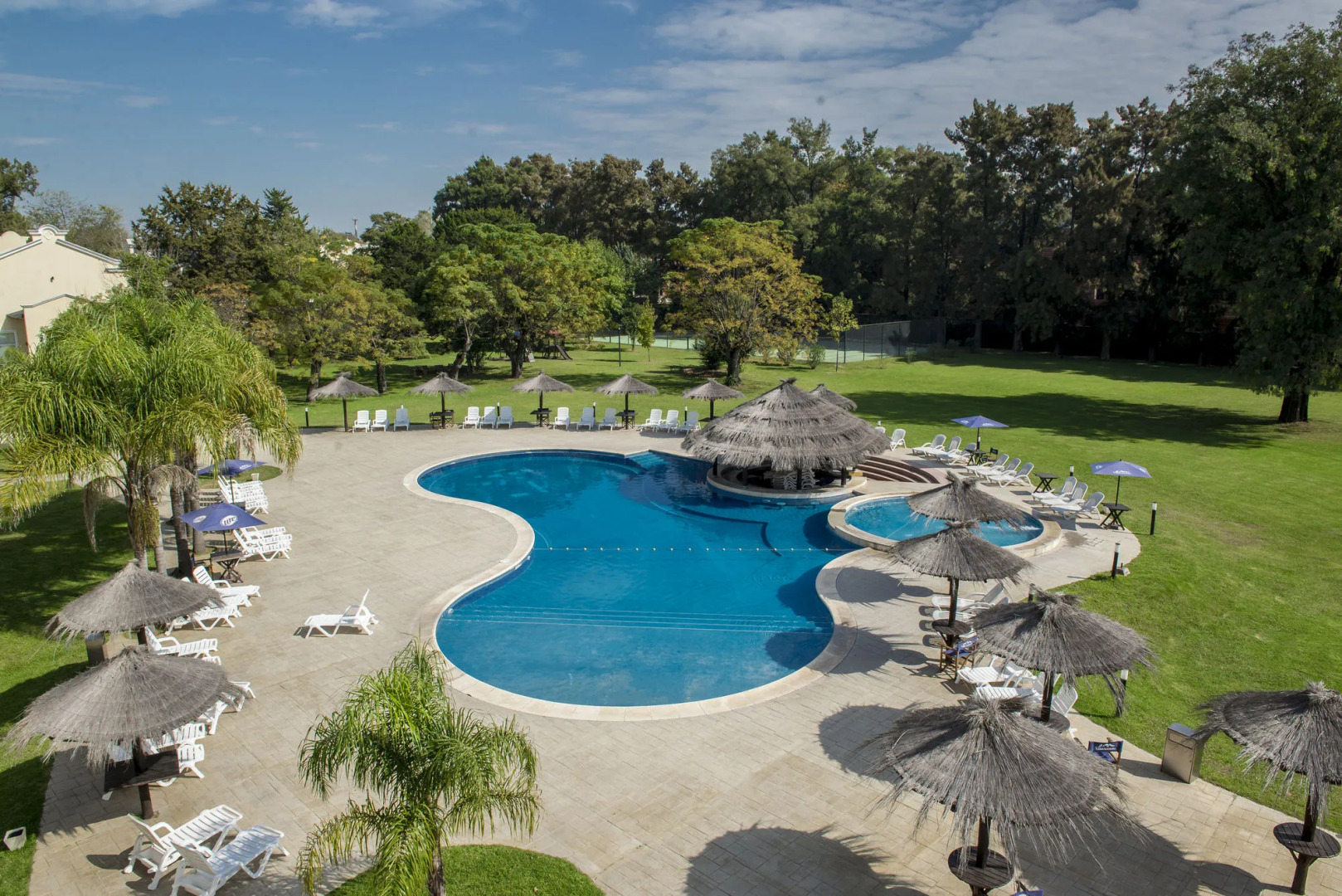 Howard Johnson by Wyndham Resort Pilar