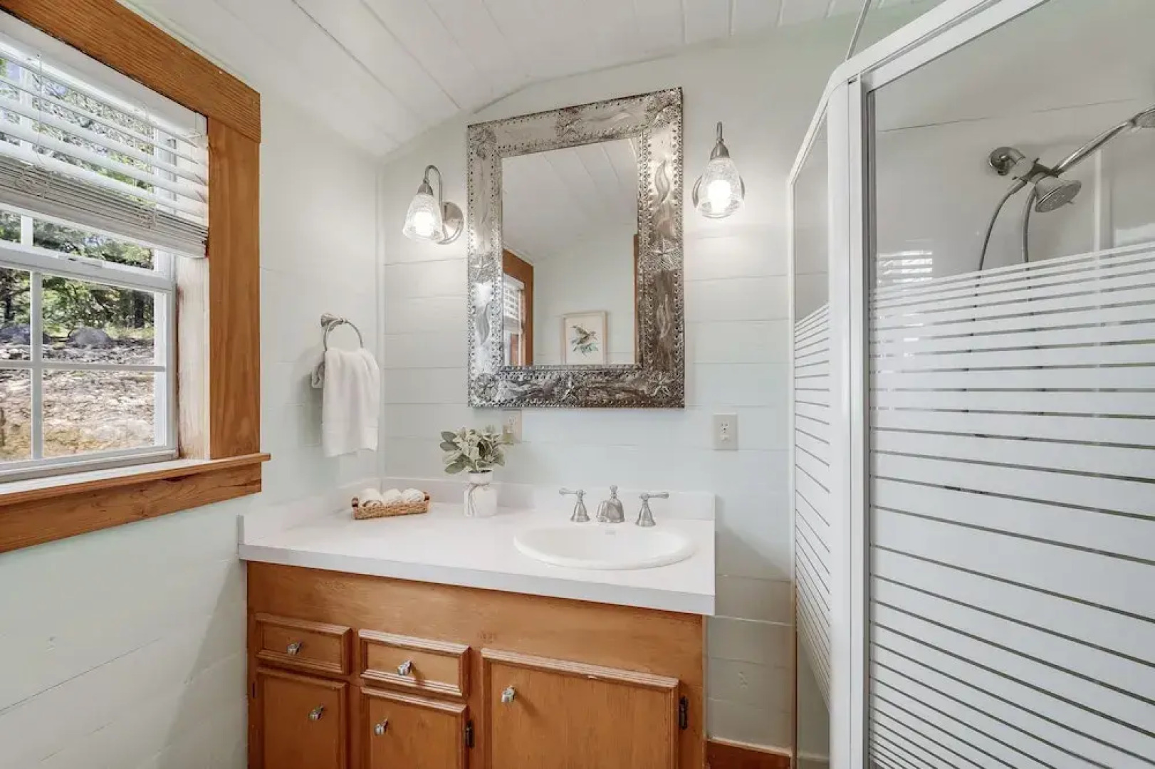 Lake Travis Waterfront Retreat