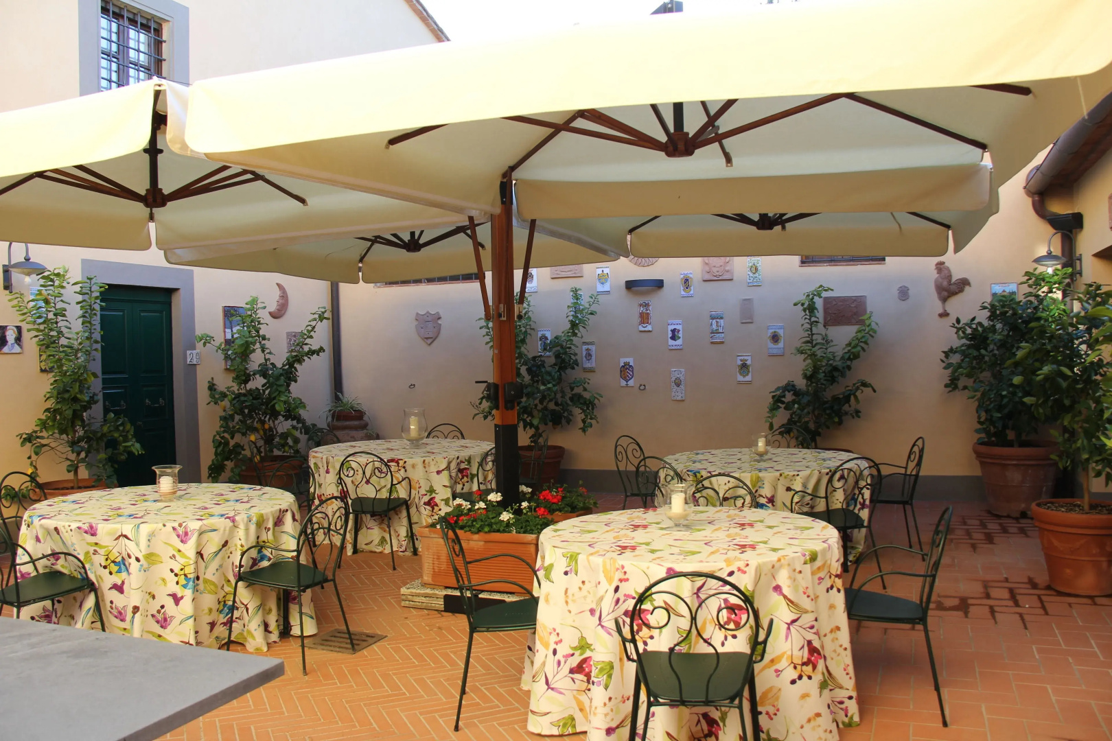 Villa Delia Hotel & Cooking School