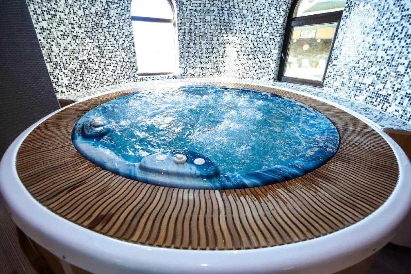 Royal Valentina Castle