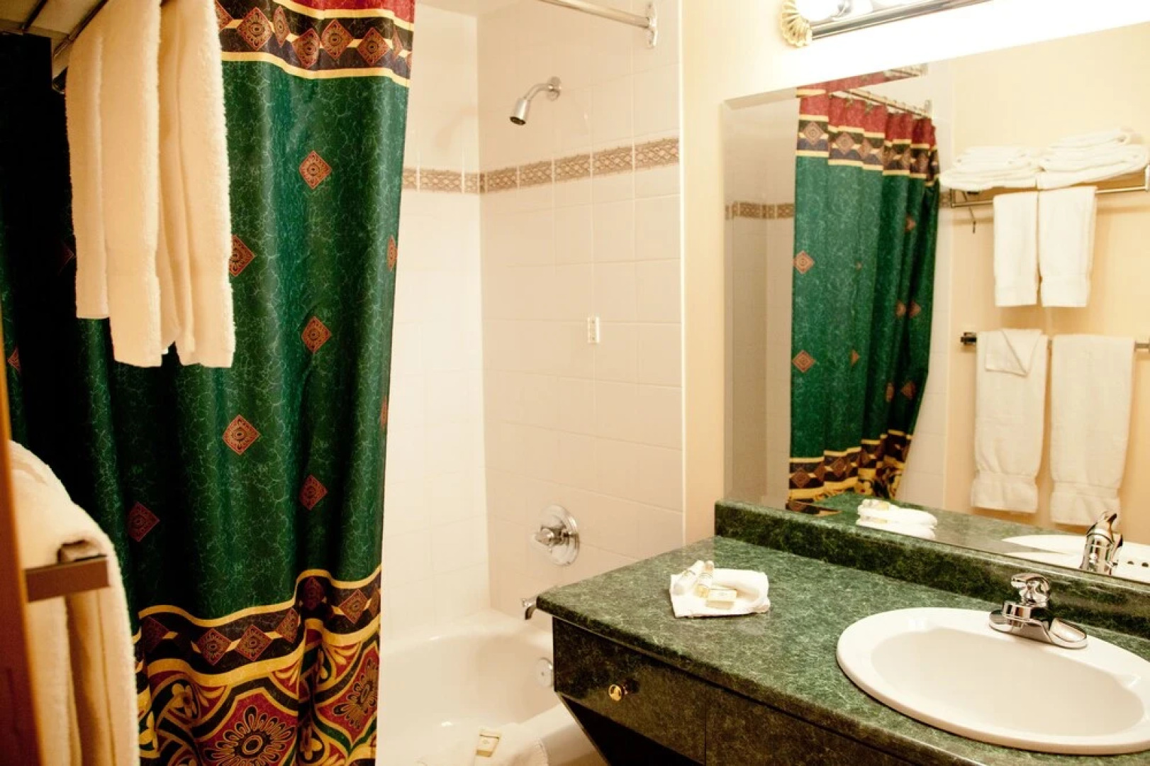 Heffley Boutique Inn