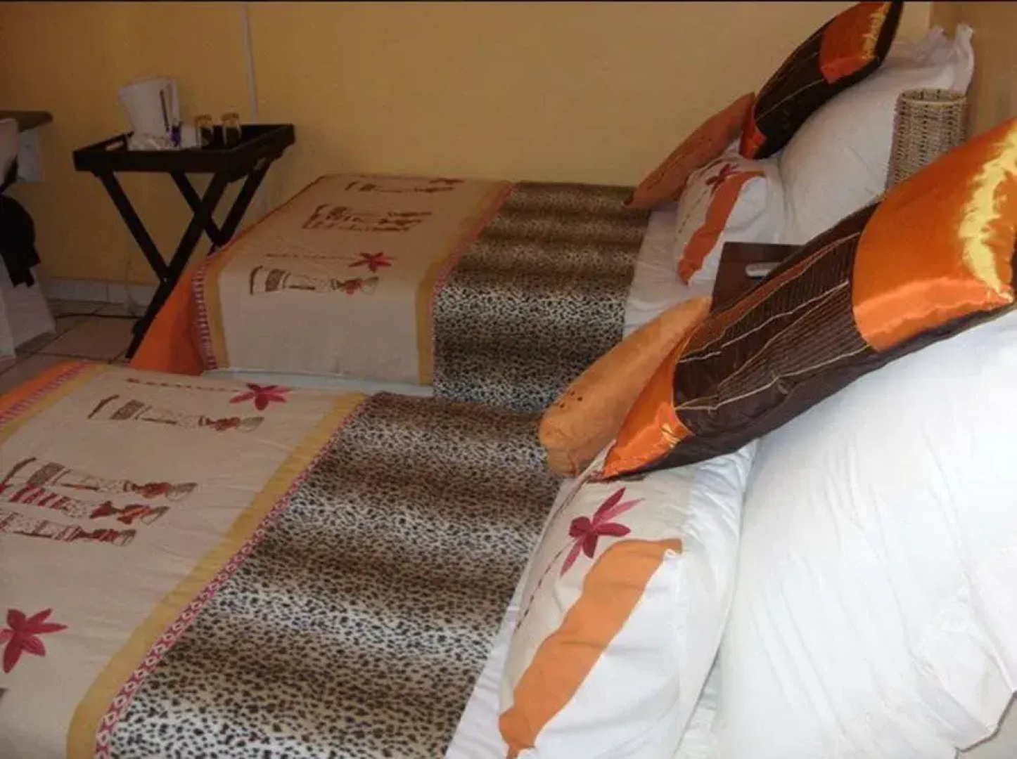 Umqhele Bed  Breakfast