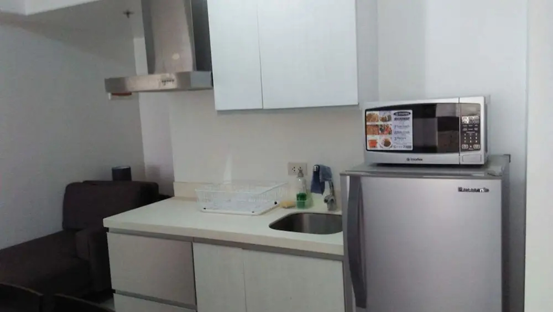 Azure Residences by Van Florendo