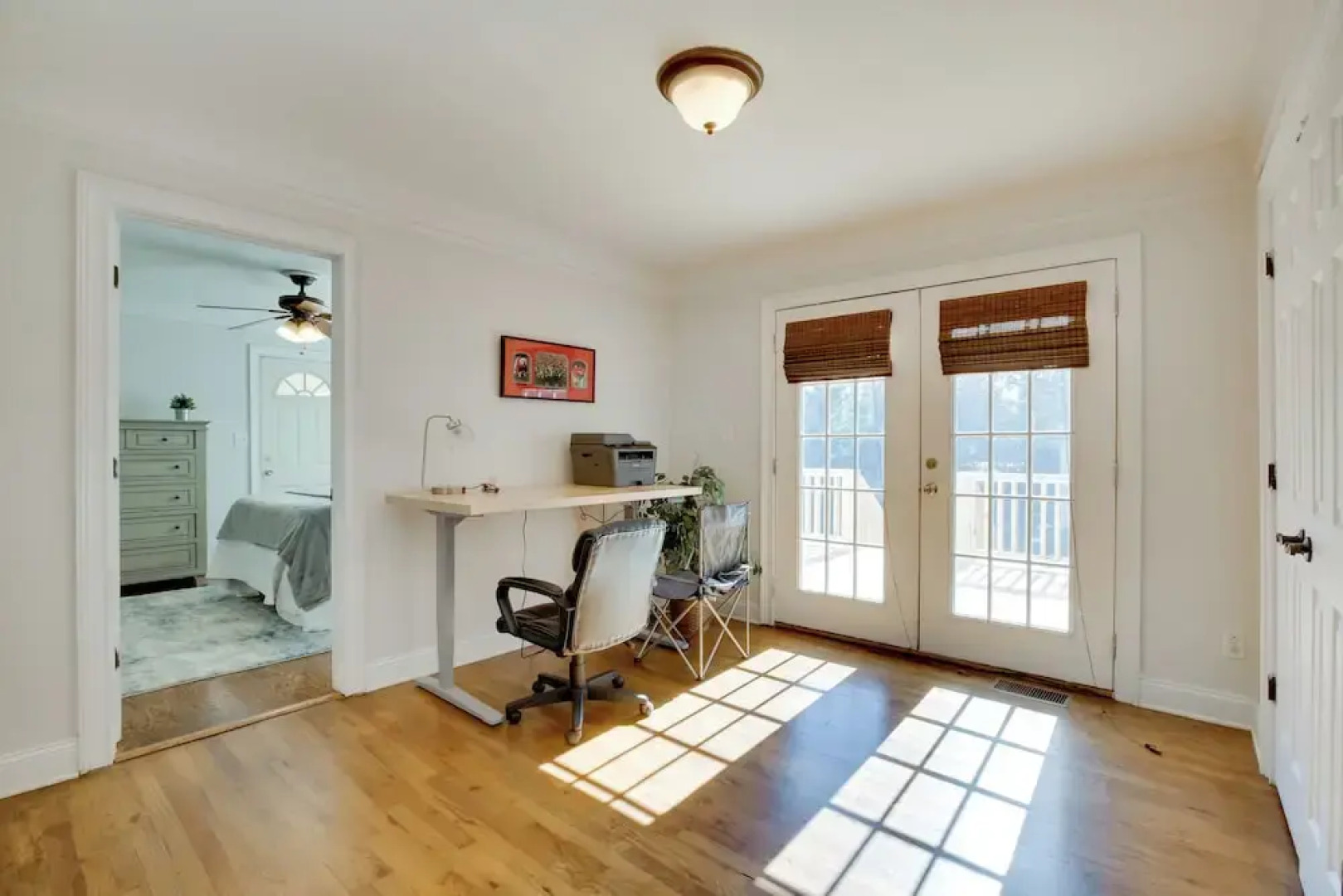 Contemporary Athens Home < 2 Miles to Uga!