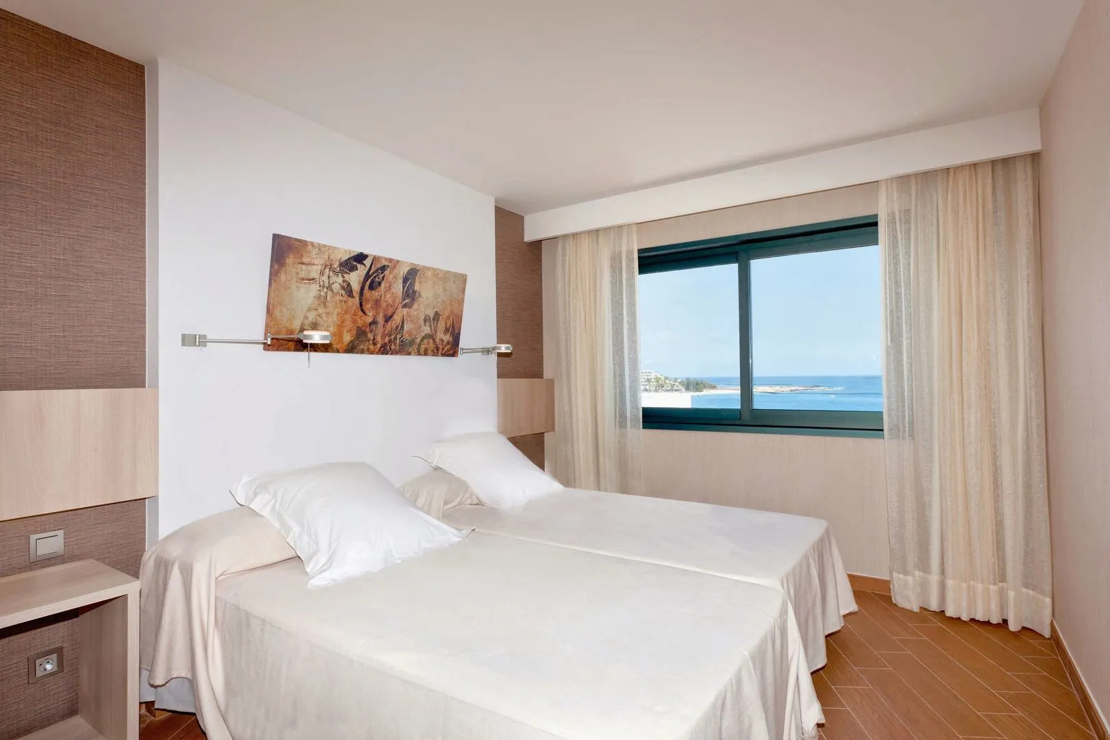 Отель THB Lanzarote Beach