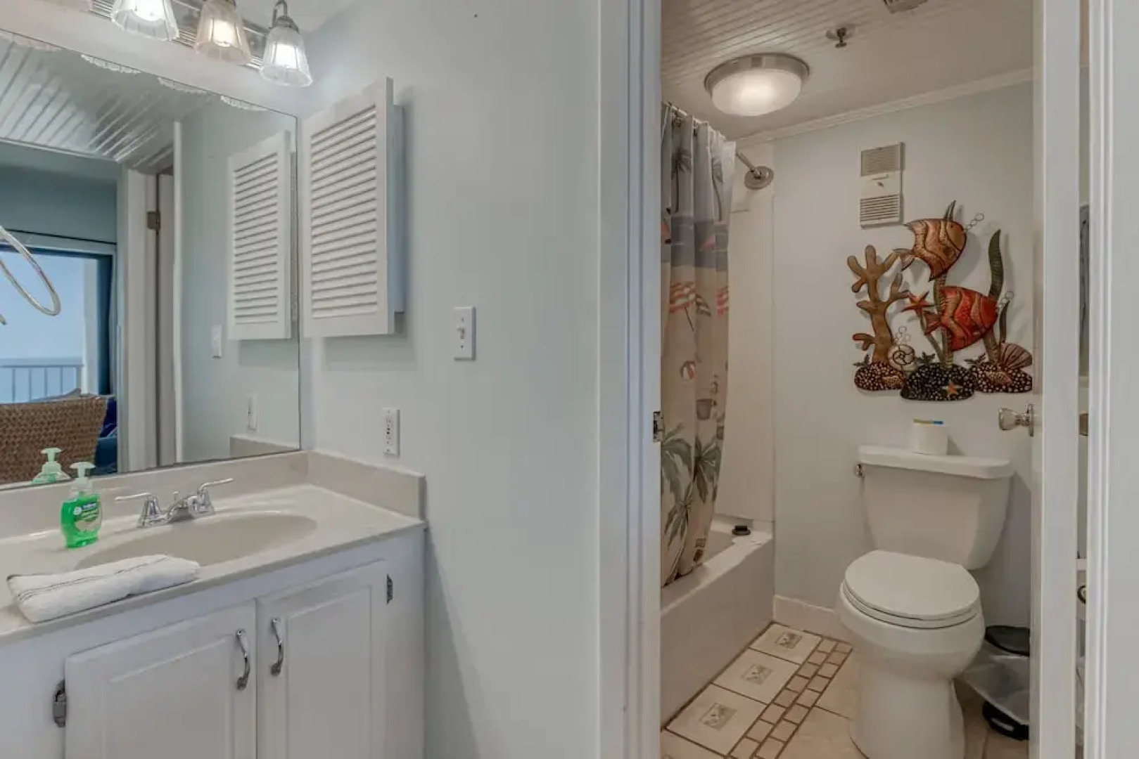 Royal Gulf Beach & Racquet Club 5802 Condo by RedAwning