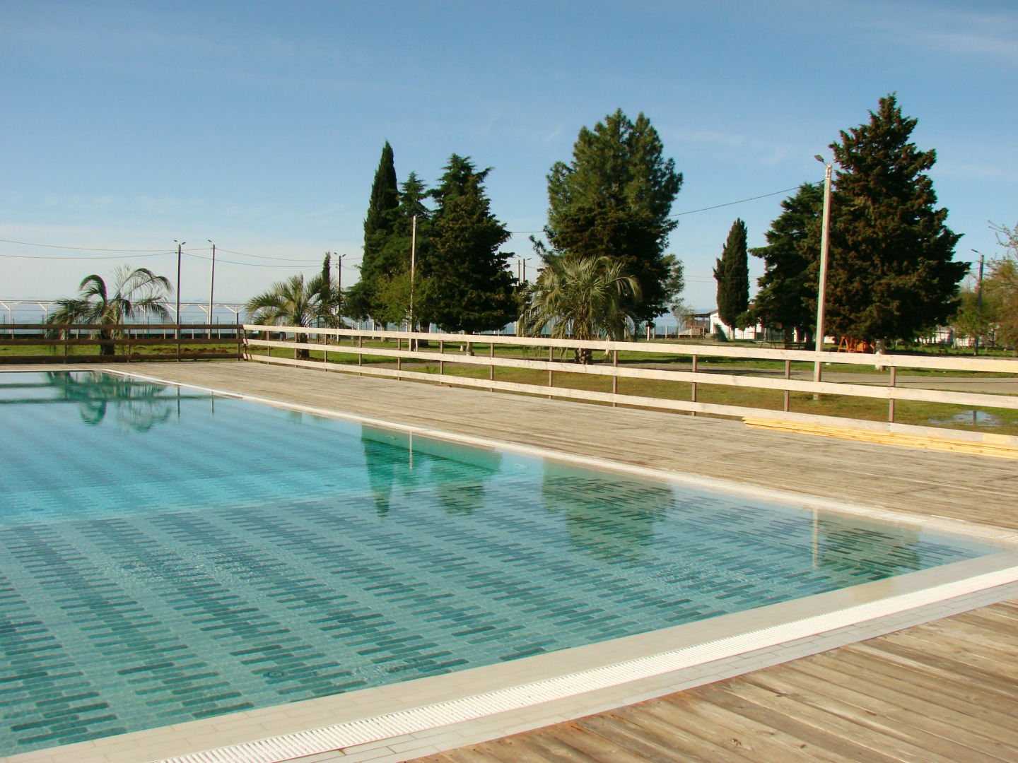 Апсны (Гудаута), отель (Абазинская, 2а)