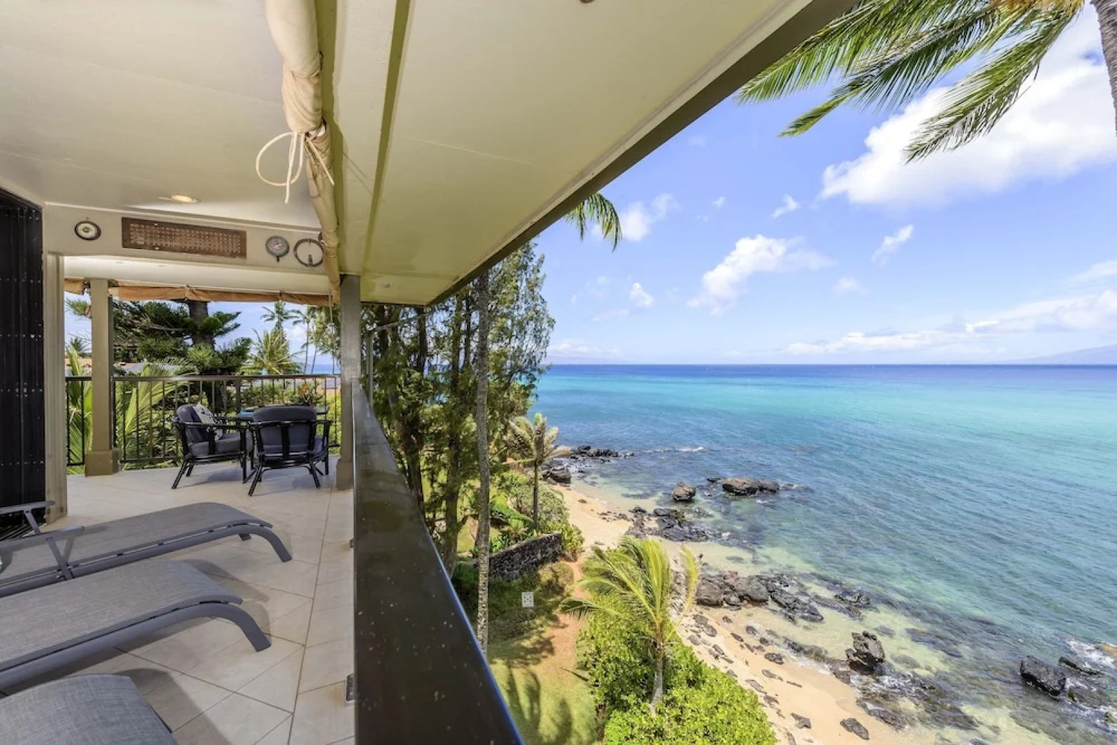 Noelani 401 OF 1 Bedroom, 2 Bath Condo by Redawning