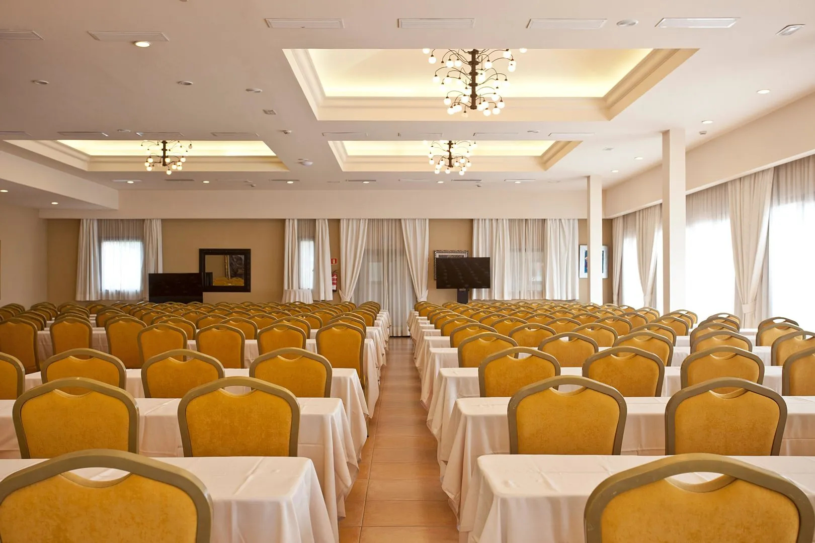 Mon Port Hotel & Spa