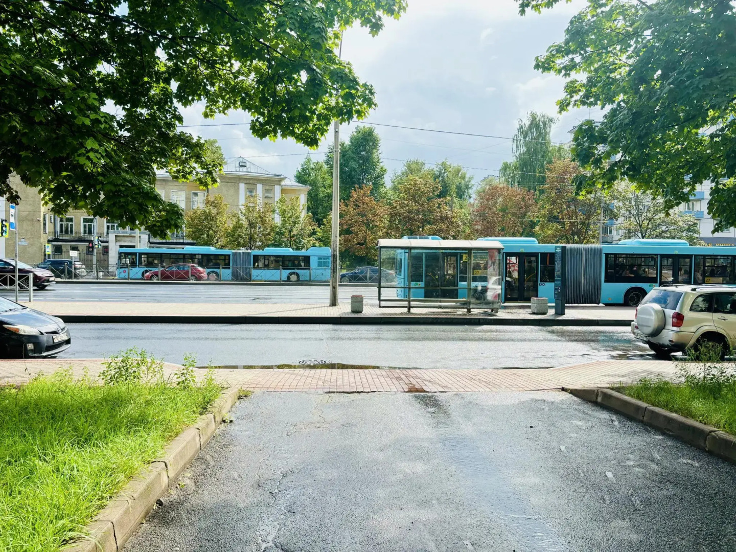 Апартаменты на Заневском проспекте 28-30-32