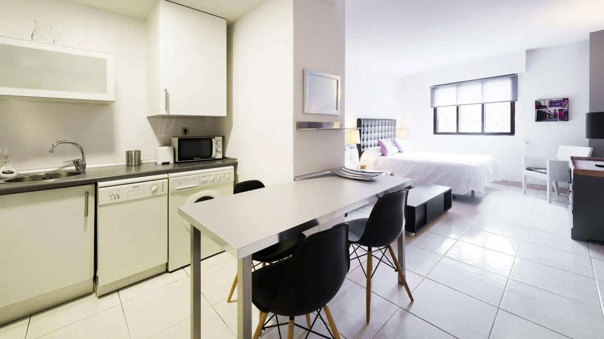 WooTravelling Plaza de Oriente HOMTELS