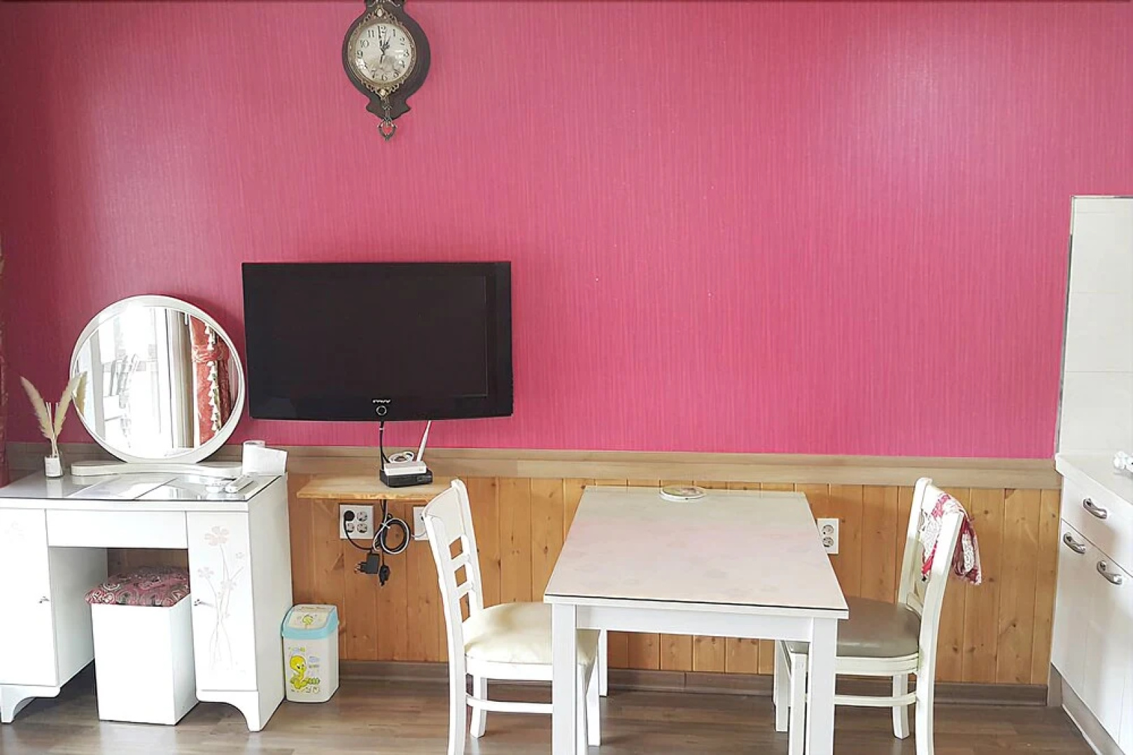 Hongcheon Pastel Pension