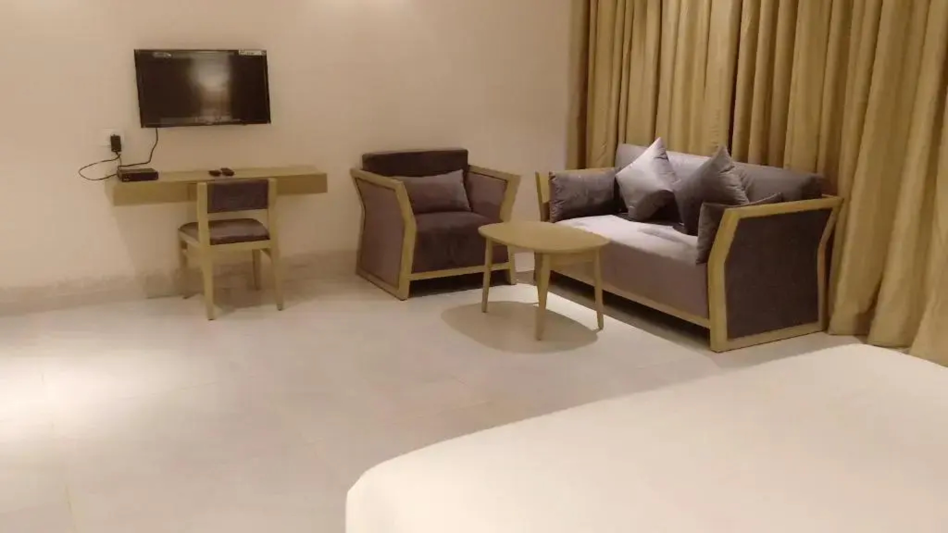 Sapphire Premium Hotel & Suite