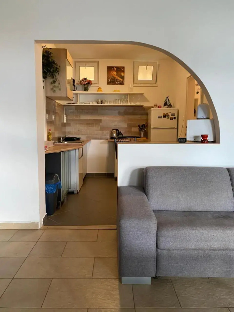 Viktria Vzparti Medencs Apartman