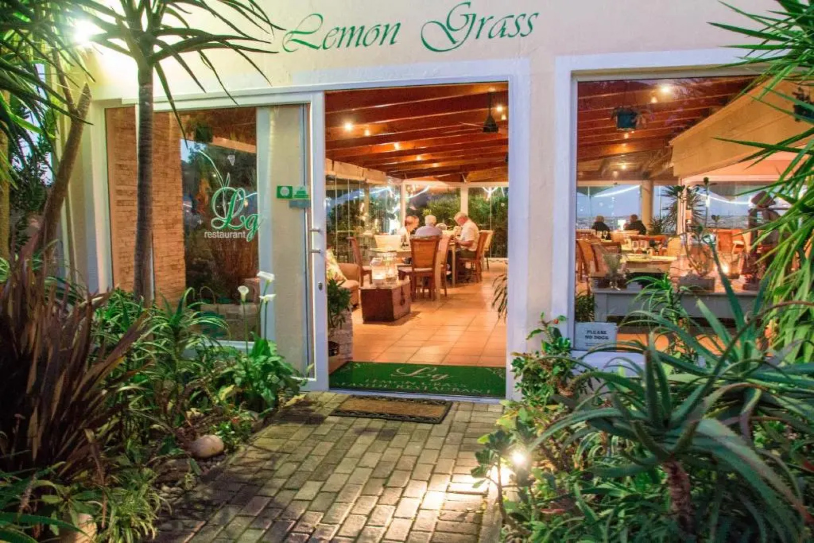 Milkwood Manor on Sea