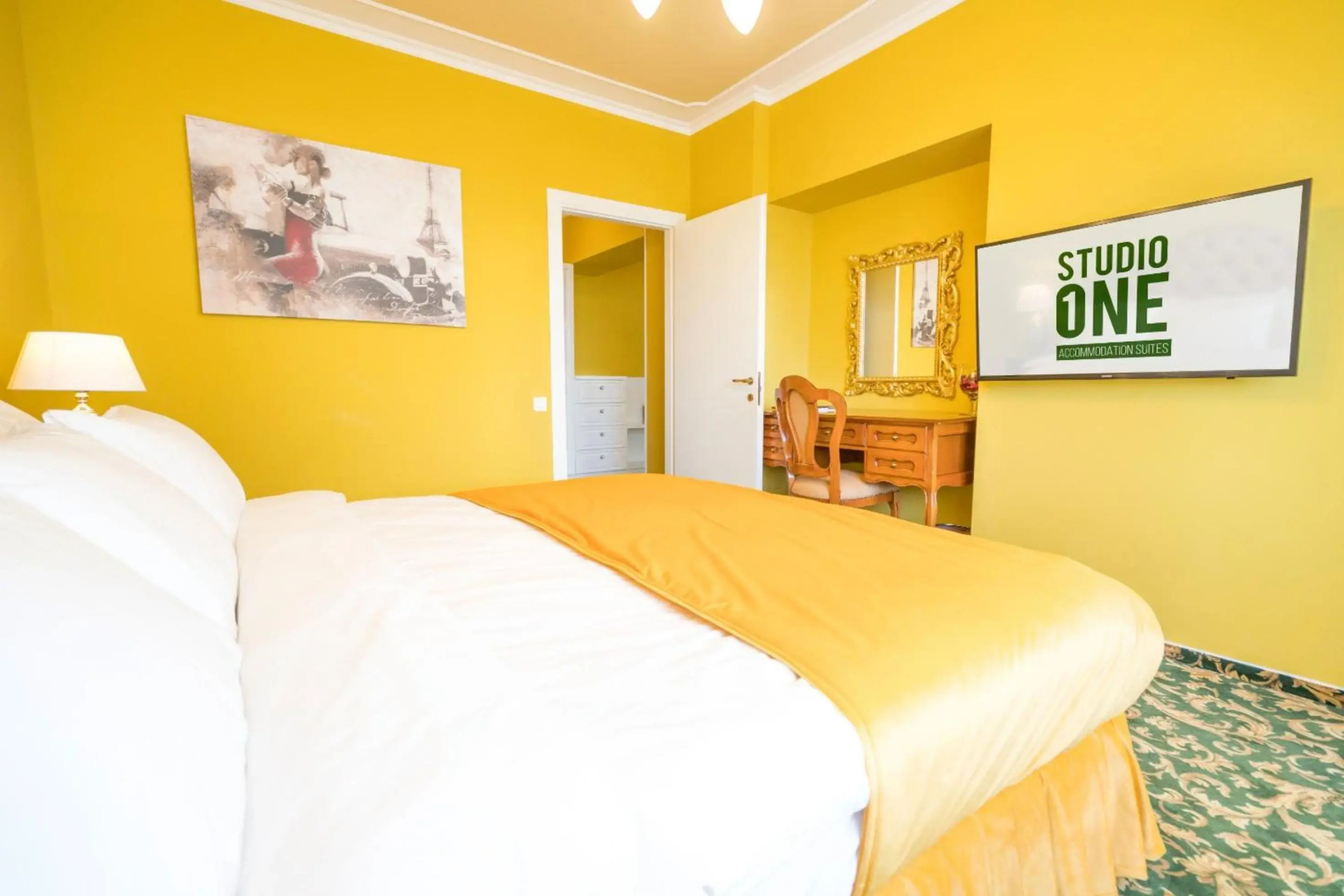 Studio One Accommodation Suites
