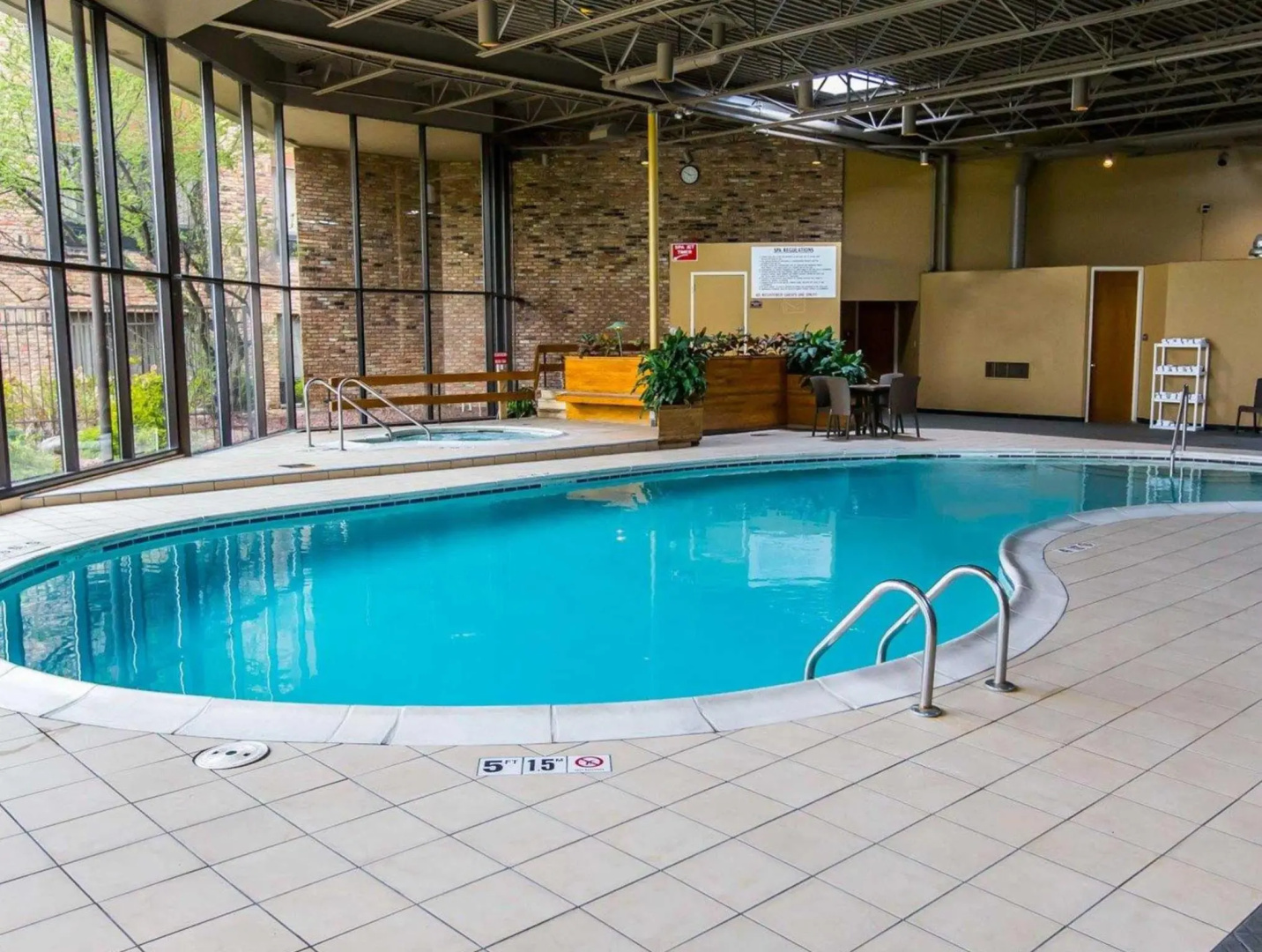 Comfort Inn & Suites