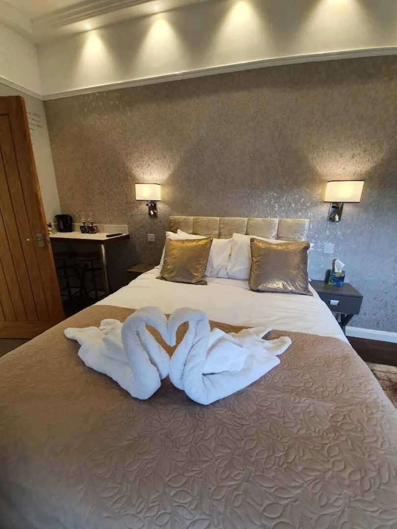 Old Thatch Bambers Green