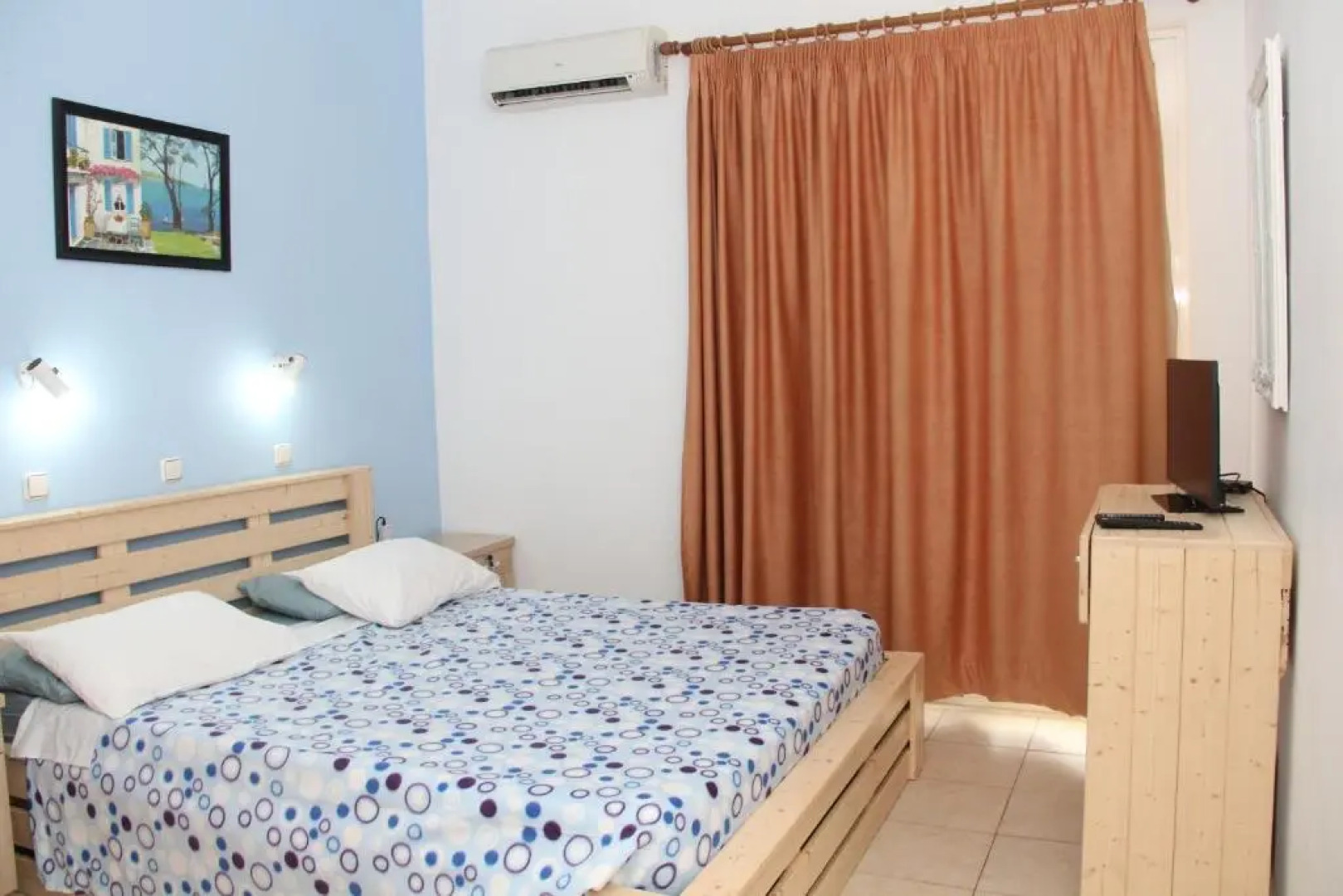 Nikos Studios Meltemi