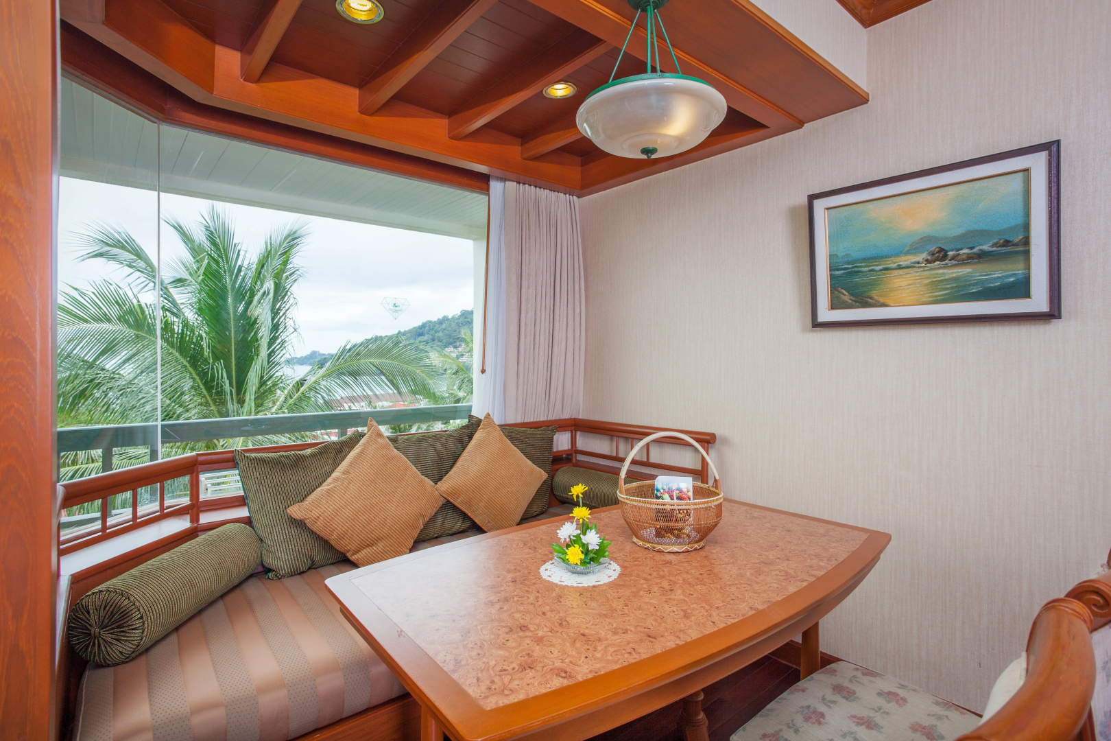 Курортный отель Diamond Cliff Resort & Spa, Patong Beach